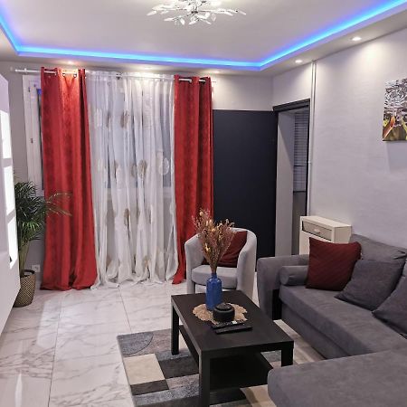Appartement Meubles A Villeurbanne Lyon Buitenkant foto