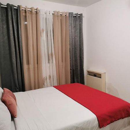 Appartement Meubles A Villeurbanne Lyon Buitenkant foto