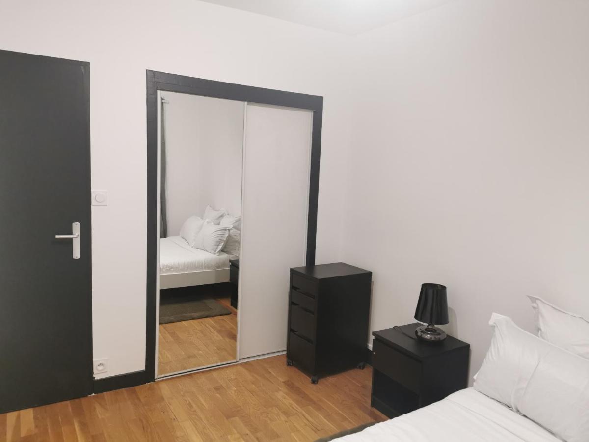 Appartement Meubles A Villeurbanne Lyon Buitenkant foto